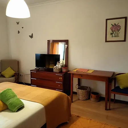 Casa Da Risca Amarela Habitación en casa particular *
