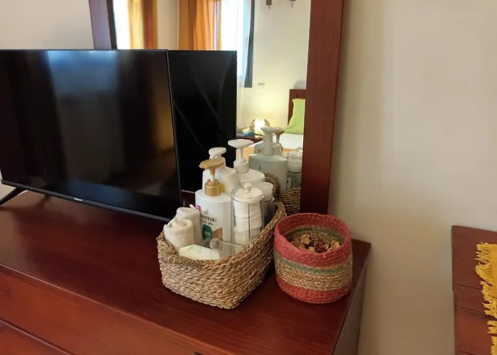 Casa Da Risca Amarela